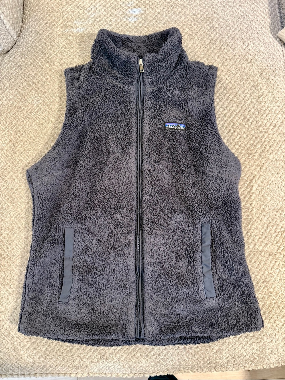Patagonia Women's Charcoal Gray Fleece Vest